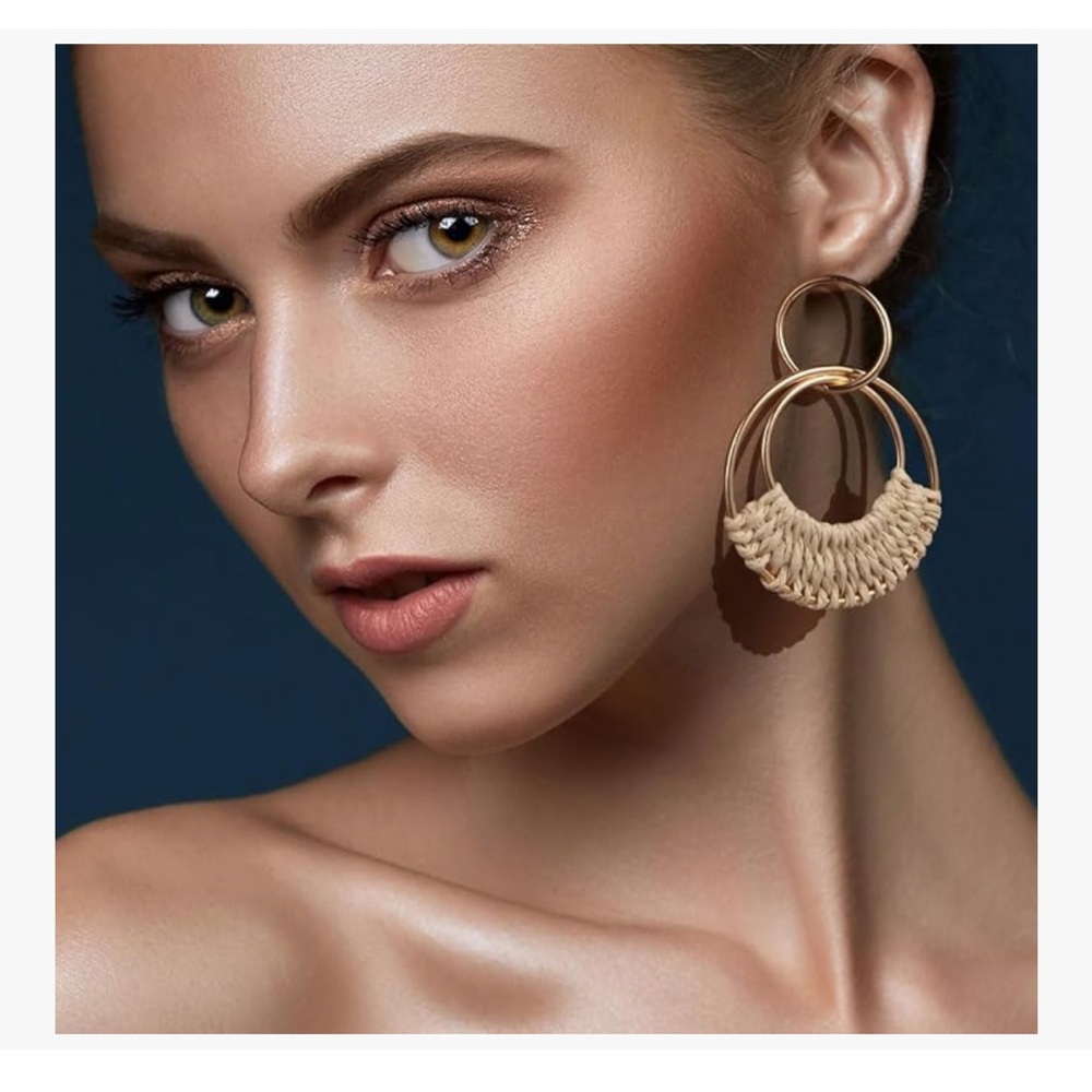 4 Pairs Handmade Raffia Rattan Bohemian Round Drop Dangle Earrings for Women - Picture 3 of 7